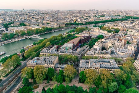 Rue de Rivoli Paris Infrastructure