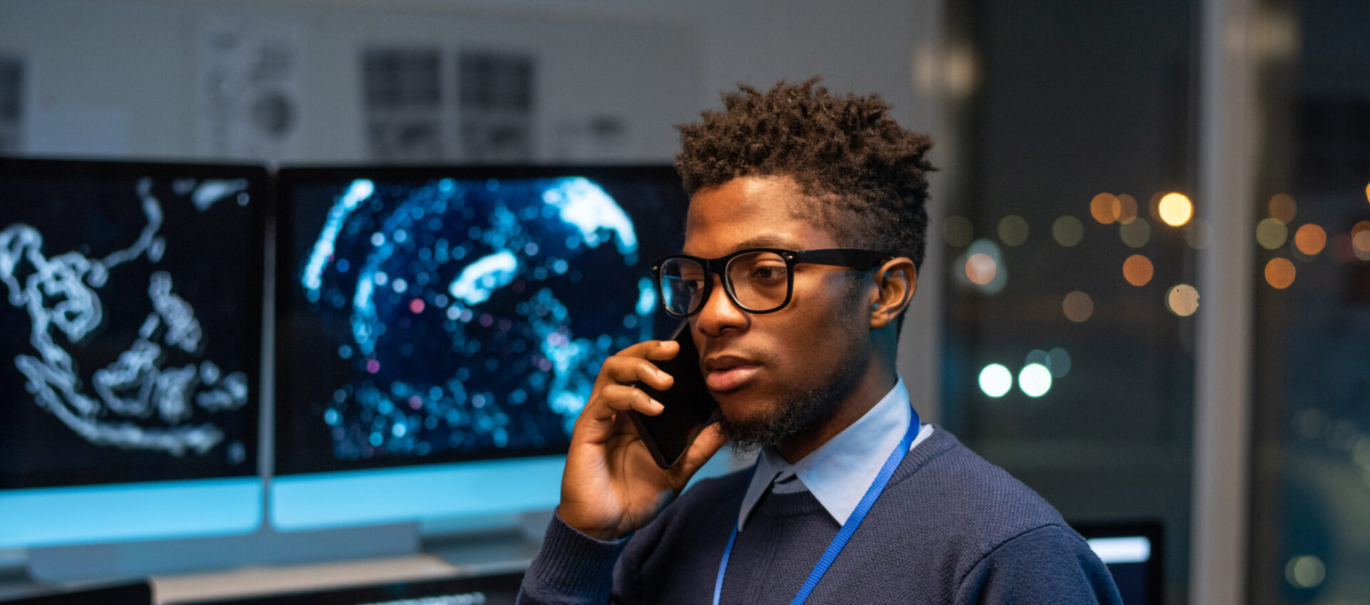 male-software-developer-using-gen-ai-in-telecom